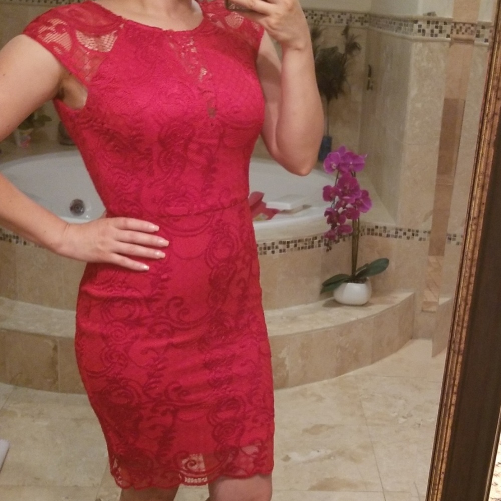 🔥❤Guess red lace cocktail dress